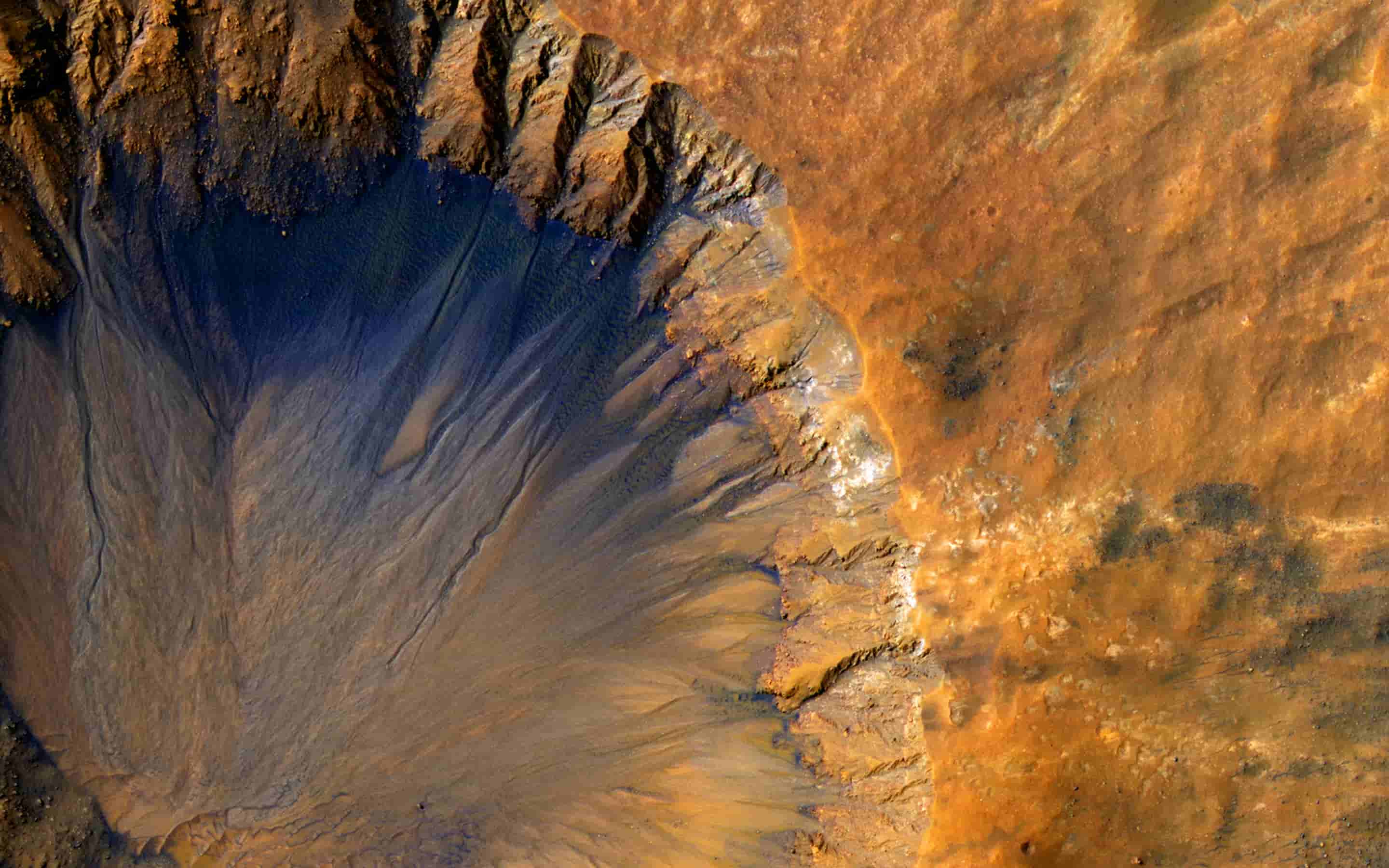 Featured image for Uncovering Mars’ Fiery Past: Ancient Volcanoes Rewrite the Red Planet’s Story